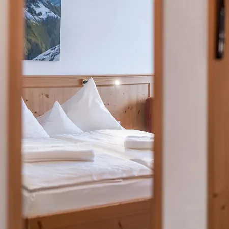 Otel Hubertus, 3 Sterne Superior Lech am Arlberg