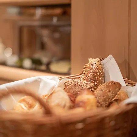 Otel Hubertus, 3 Sterne Superior Lech am Arlberg